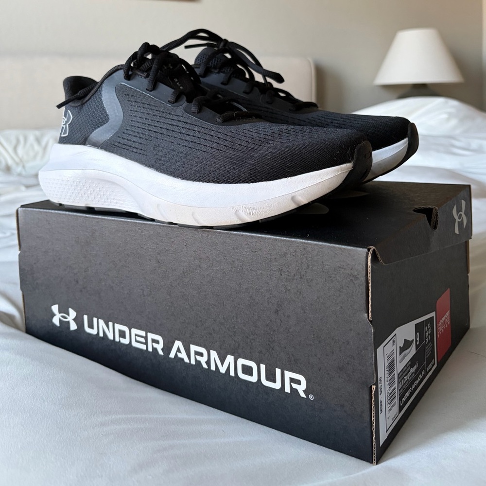 Under Armour Charged Rogue 5 Tennis Shoes
